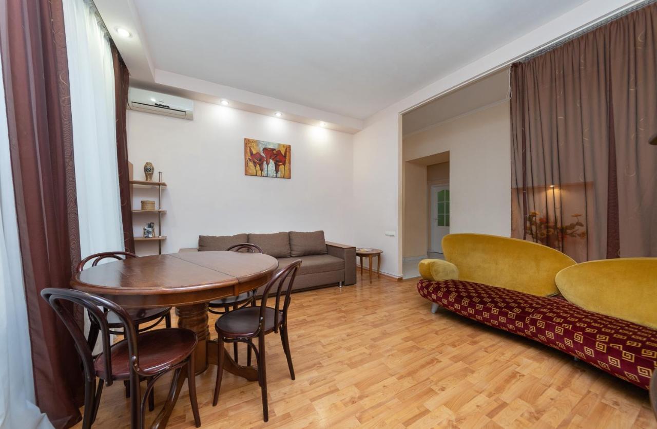 Apartamenty Sofia Kijów Zewnętrze zdjęcie